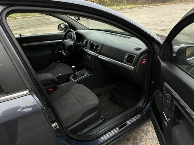 Опель Вектра 2006 в Киеве на Automoto.ua Серый Опель Вектра, объемом двигателя 0 л и пробегом 300 тыс. км за 2250 $, фото 13 на Automoto.ua