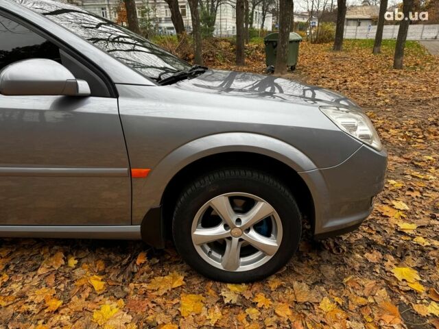 Серый Опель Вектра, объемом двигателя 1.8 л и пробегом 294 тыс. км за 5690 $, фото 4 на Automoto.ua