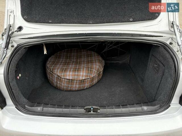 Сірий Опель Вектра, об'ємом двигуна 1.6 л та пробігом 300 тис. км за 4500 $, фото 11 на Automoto.ua