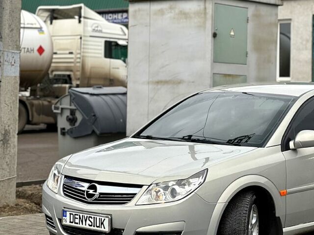 Серый Опель Вектра, объемом двигателя 2.2 л и пробегом 173 тыс. км за 6000 $, фото 2 на Automoto.ua