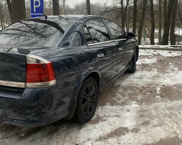 Серый Опель Вектра, объемом двигателя 2.2 л и пробегом 255 тыс. км за 8500 $, фото 9 на Automoto.ua