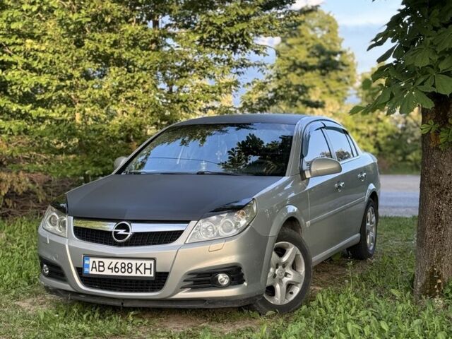 Сірий Опель Вектра, об'ємом двигуна 2.2 л та пробігом 147 тис. км за 4500 $, фото 5 на Automoto.ua