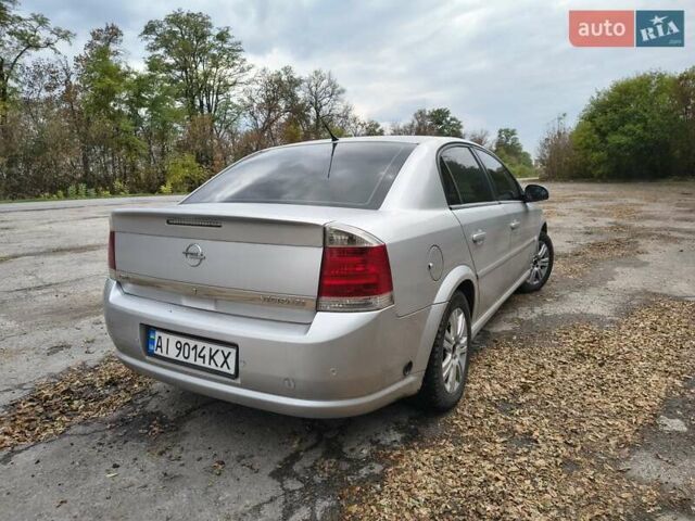 Серый Опель Вектра, объемом двигателя 2.2 л и пробегом 320 тыс. км за 5200 $, фото 1 на Automoto.ua