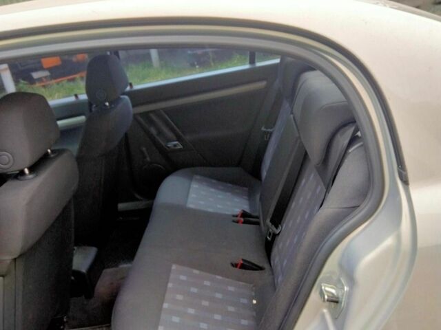 Серый Опель Вектра, объемом двигателя 1.8 л и пробегом 200 тыс. км за 4500 $, фото 5 на Automoto.ua