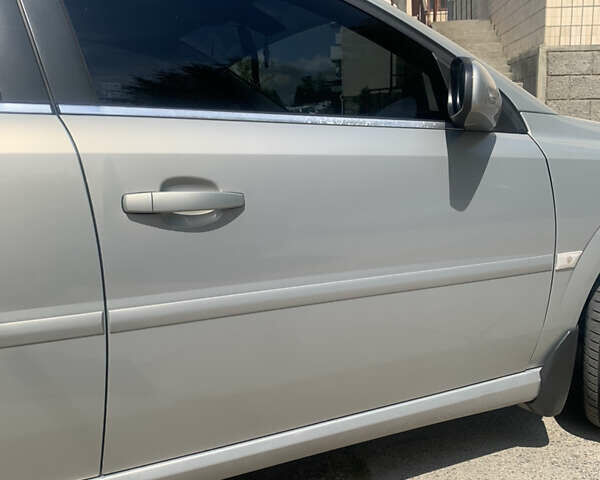 Серый Опель Вектра, объемом двигателя 2.2 л и пробегом 268 тыс. км за 6300 $, фото 18 на Automoto.ua