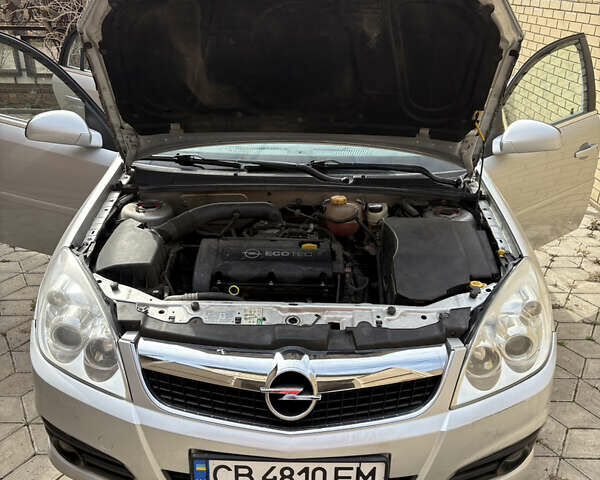 Серый Опель Вектра, объемом двигателя 1.6 л и пробегом 288 тыс. км за 5500 $, фото 5 на Automoto.ua