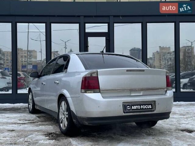 Сірий Опель Вектра, об'ємом двигуна 1.9 л та пробігом 285 тис. км за 5590 $, фото 4 на Automoto.ua