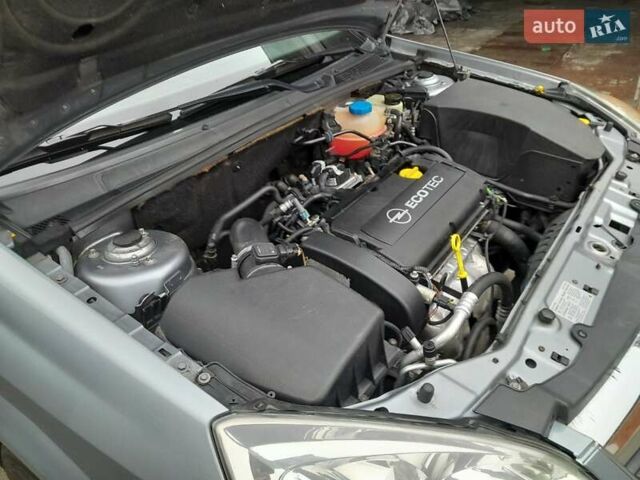 Серый Опель Вектра, объемом двигателя 1.8 л и пробегом 293 тыс. км за 5500 $, фото 8 на Automoto.ua