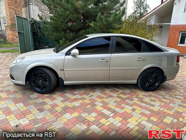 Серый Опель Вектра, объемом двигателя 2.8 л и пробегом 185 тыс. км за 7200 $, фото 4 на Automoto.ua