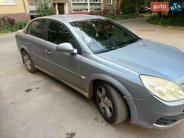 Сірий Опель Вектра, об'ємом двигуна 2.2 л та пробігом 204 тис. км за 4000 $, фото 4 на Automoto.ua