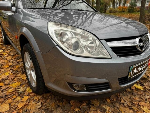 Серый Опель Вектра, объемом двигателя 1.8 л и пробегом 294 тыс. км за 5690 $, фото 3 на Automoto.ua