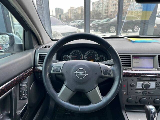 Серый Опель Вектра, объемом двигателя 1.9 л и пробегом 285 тыс. км за 5590 $, фото 14 на Automoto.ua