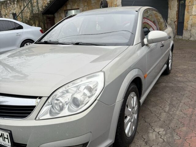 Серый Опель Вектра, объемом двигателя 2.2 л и пробегом 230 тыс. км за 4200 $, фото 1 на Automoto.ua