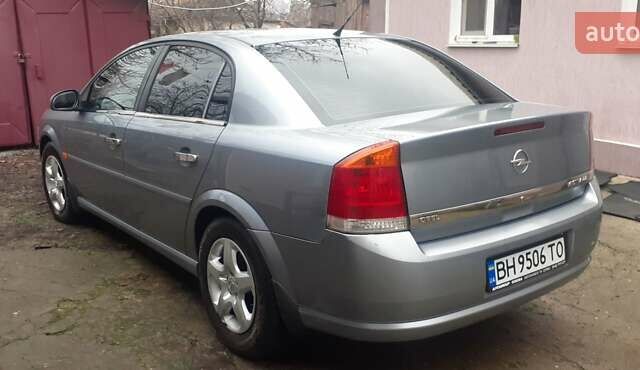 Серый Опель Вектра, объемом двигателя 2.2 л и пробегом 147 тыс. км за 5500 $, фото 2 на Automoto.ua
