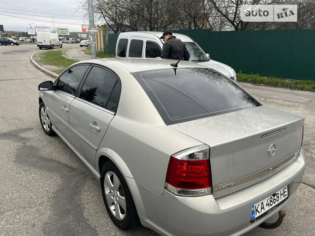 Сірий Опель Вектра, об'ємом двигуна 0 л та пробігом 215 тис. км за 6199 $, фото 9 на Automoto.ua