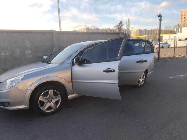 Сірий Опель Вектра, об'ємом двигуна 1.8 л та пробігом 147 тис. км за 3999 $, фото 2 на Automoto.ua