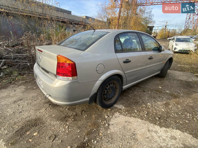 Сірий Опель Вектра, об'ємом двигуна 1.8 л та пробігом 240 тис. км за 2400 $, фото 6 на Automoto.ua