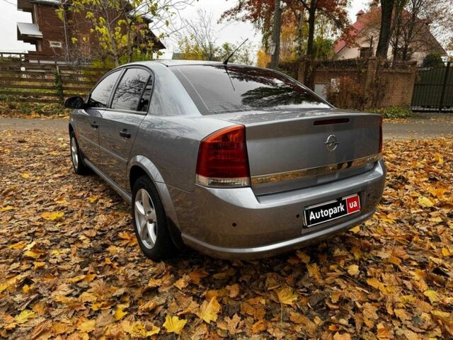 Серый Опель Вектра, объемом двигателя 1.8 л и пробегом 294 тыс. км за 5690 $, фото 7 на Automoto.ua