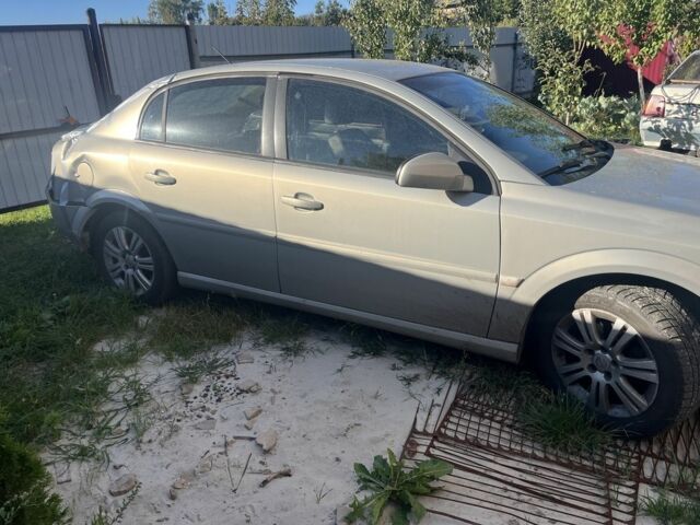 Серый Опель Вектра, объемом двигателя 2.2 л и пробегом 260 тыс. км за 2500 $, фото 2 на Automoto.ua