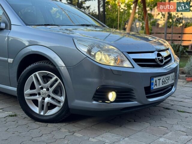 Сірий Опель Вектра, об'ємом двигуна 2.2 л та пробігом 351 тис. км за 4150 $, фото 11 на Automoto.ua