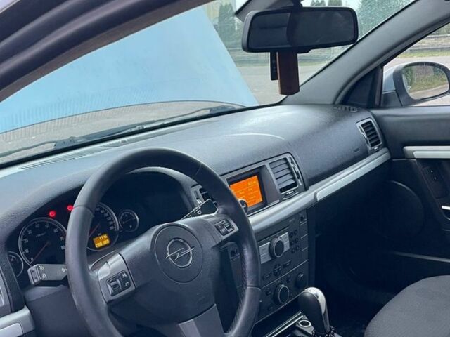 Серый Опель Вектра, объемом двигателя 2.2 л и пробегом 290 тыс. км за 5200 $, фото 6 на Automoto.ua