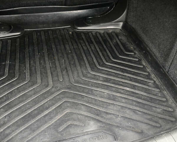 Сірий Опель Вектра, об'ємом двигуна 2.2 л та пробігом 203 тис. км за 6000 $, фото 10 на Automoto.ua