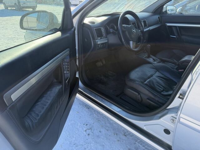 Сірий Опель Вектра, об'ємом двигуна 2.2 л та пробігом 195 тис. км за 6300 $, фото 6 на Automoto.ua