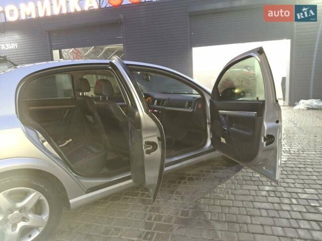 Серый Опель Вектра, объемом двигателя 2.2 л и пробегом 286 тыс. км за 4200 $, фото 4 на Automoto.ua