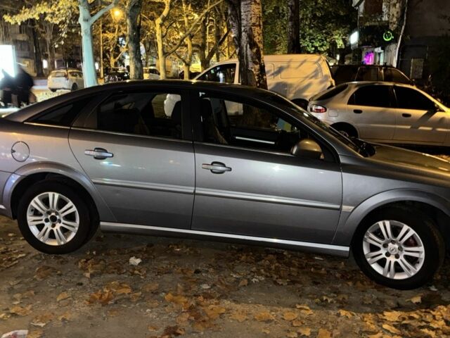 Сірий Опель Вектра, об'ємом двигуна 1.9 л та пробігом 40 тис. км за 2000 $, фото 6 на Automoto.ua