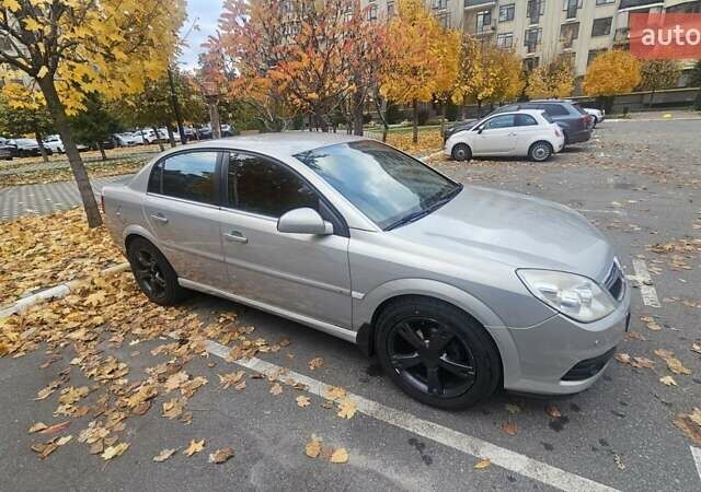 Опель Вектра 2007 в Киеве на Automoto.ua Серый Опель Вектра, объемом двигателя 2.2 л и пробегом 217 тыс. км за 6100 $, фото 5 на Automoto.ua