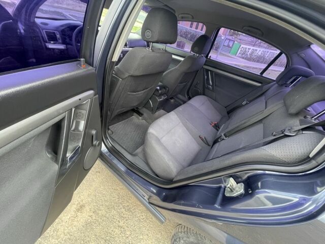 Сірий Опель Вектра, об'ємом двигуна 2.2 л та пробігом 218 тис. км за 4550 $, фото 7 на Automoto.ua