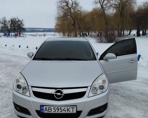 Сірий Опель Вектра, об'ємом двигуна 2.2 л та пробігом 195 тис. км за 5800 $, фото 9 на Automoto.ua