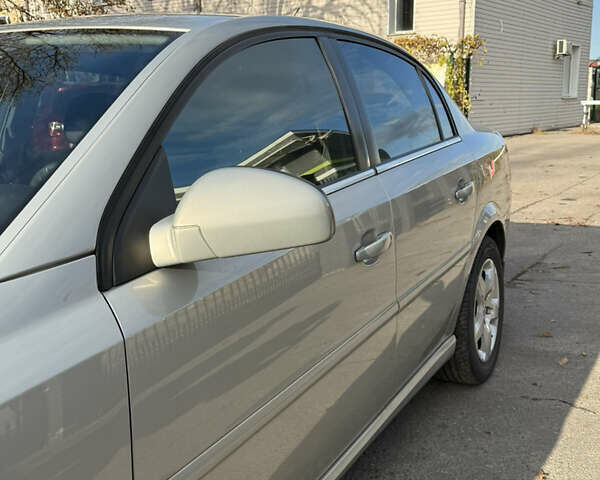 Сірий Опель Вектра, об'ємом двигуна 2.2 л та пробігом 194 тис. км за 6950 $, фото 19 на Automoto.ua