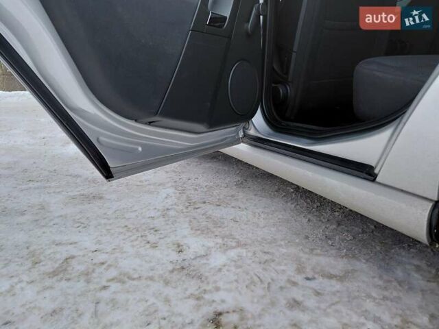 Сірий Опель Вектра, об'ємом двигуна 2.2 л та пробігом 195 тис. км за 5800 $, фото 19 на Automoto.ua