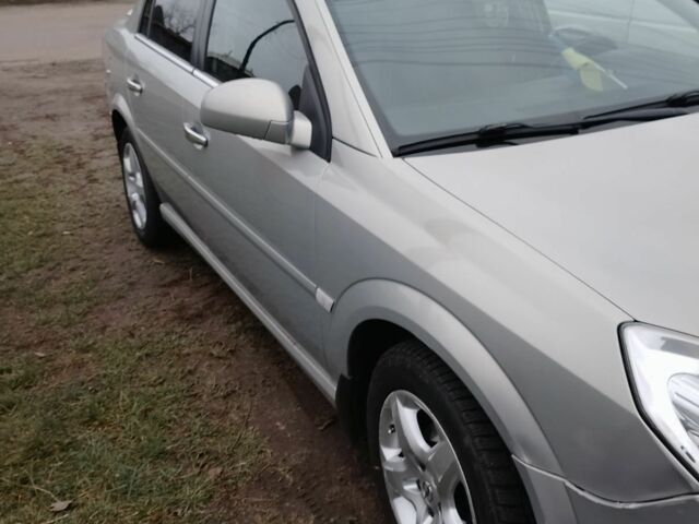 Сірий Опель Вектра, об'ємом двигуна 2.2 л та пробігом 220 тис. км за 4500 $, фото 1 на Automoto.ua