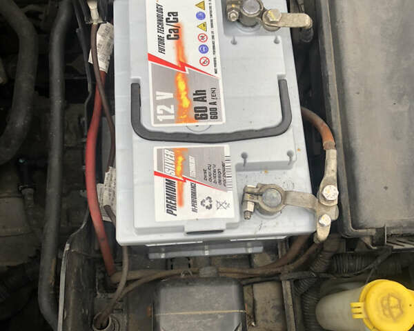 Сірий Опель Вектра, об'ємом двигуна 2.2 л та пробігом 203 тис. км за 6000 $, фото 8 на Automoto.ua