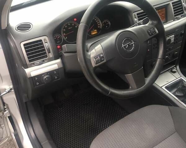 Сірий Опель Вектра, об'ємом двигуна 1.8 л та пробігом 277 тис. км за 5900 $, фото 56 на Automoto.ua