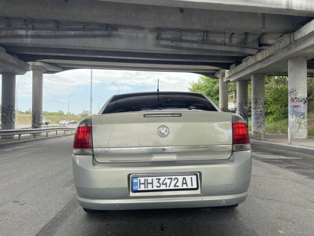 Сірий Опель Вектра, об'ємом двигуна 2.2 л та пробігом 310 тис. км за 4200 $, фото 5 на Automoto.ua