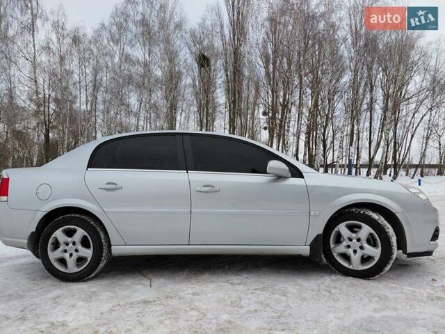 Сірий Опель Вектра, об'ємом двигуна 2.2 л та пробігом 195 тис. км за 5800 $, фото 6 на Automoto.ua