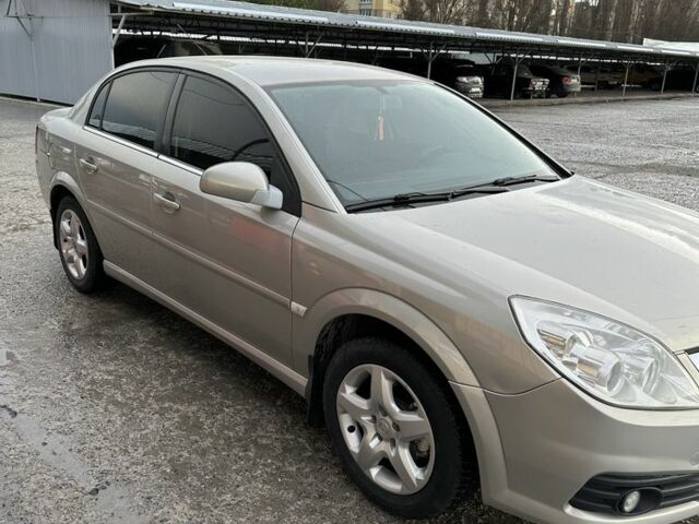 Серый Опель Вектра, объемом двигателя 2.2 л и пробегом 208 тыс. км за 5200 $, фото 1 на Automoto.ua