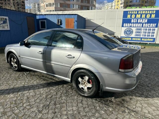 Серый Опель Вектра, объемом двигателя 1.6 л и пробегом 1000 тыс. км за 2000 $, фото 4 на Automoto.ua