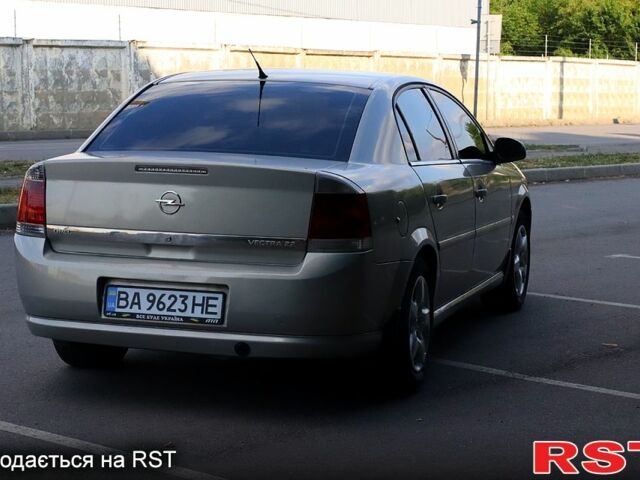 Сірий Опель Вектра, об'ємом двигуна 2.2 л та пробігом 303 тис. км за 5500 $, фото 6 на Automoto.ua