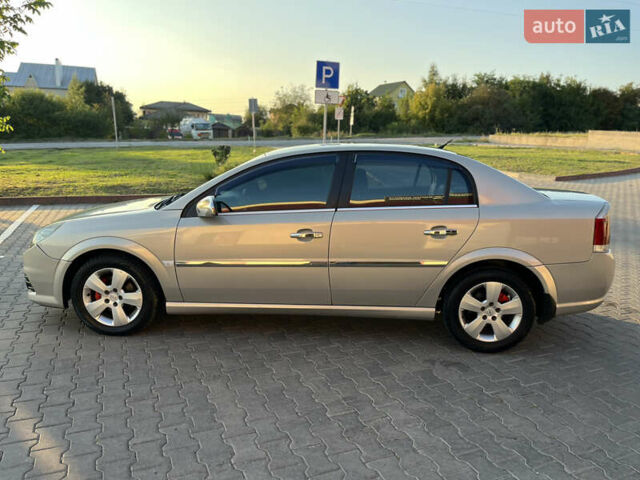 Серый Опель Вектра, объемом двигателя 1.91 л и пробегом 268 тыс. км за 5500 $, фото 2 на Automoto.ua