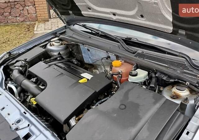 Сірий Опель Вектра, об'ємом двигуна 2.2 л та пробігом 247 тис. км за 5200 $, фото 21 на Automoto.ua