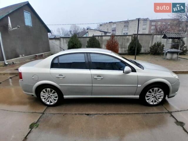 Серый Опель Вектра, объемом двигателя 1.8 л и пробегом 258 тыс. км за 5200 $, фото 1 на Automoto.ua