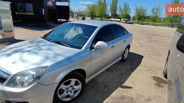 Сірий Опель Вектра, об'ємом двигуна 1.9 л та пробігом 355 тис. км за 3500 $, фото 1 на Automoto.ua
