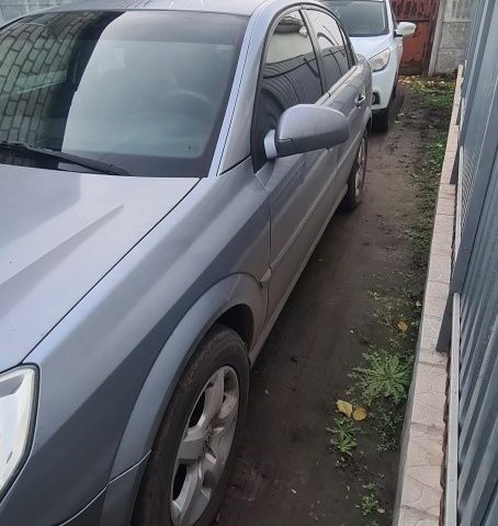 Серый Опель Вектра, объемом двигателя 1.8 л и пробегом 245 тыс. км за 2700 $, фото 4 на Automoto.ua