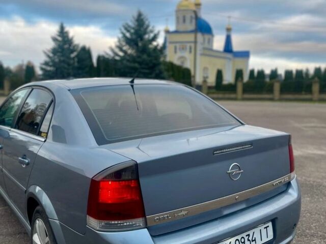Серый Опель Вектра, объемом двигателя 2.2 л и пробегом 290 тыс. км за 5200 $, фото 1 на Automoto.ua
