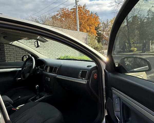 Сірий Опель Вектра, об'ємом двигуна 2.2 л та пробігом 194 тис. км за 6950 $, фото 23 на Automoto.ua