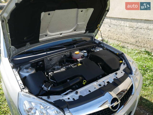 Опель Вектра 2007 в Береговом на Automoto.ua Серый Опель Вектра, объемом двигателя 2.2 л и пробегом 76 тыс. км за 7999 $, фото 56 на Automoto.ua